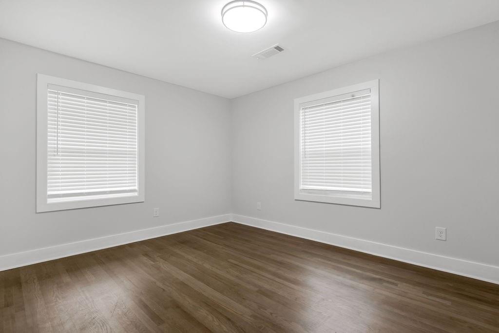 2219 SHARON Way