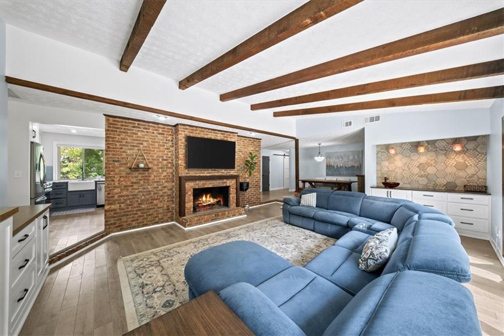 1365 Ridgefield Drive
