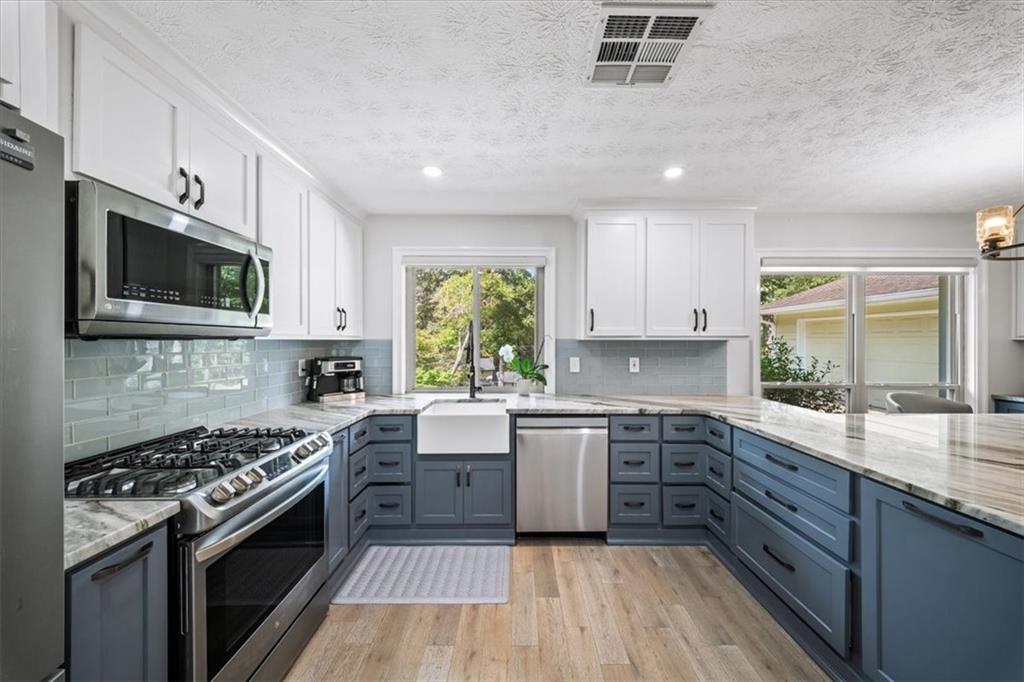 1365 Ridgefield Drive