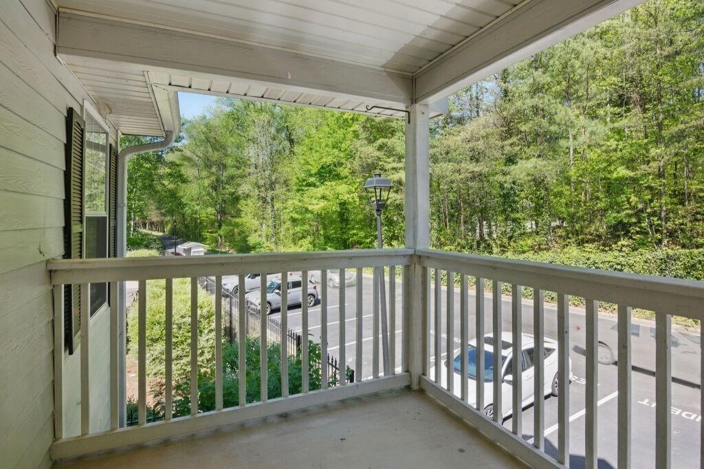 124 STREAMSIDE Drive Unit 24