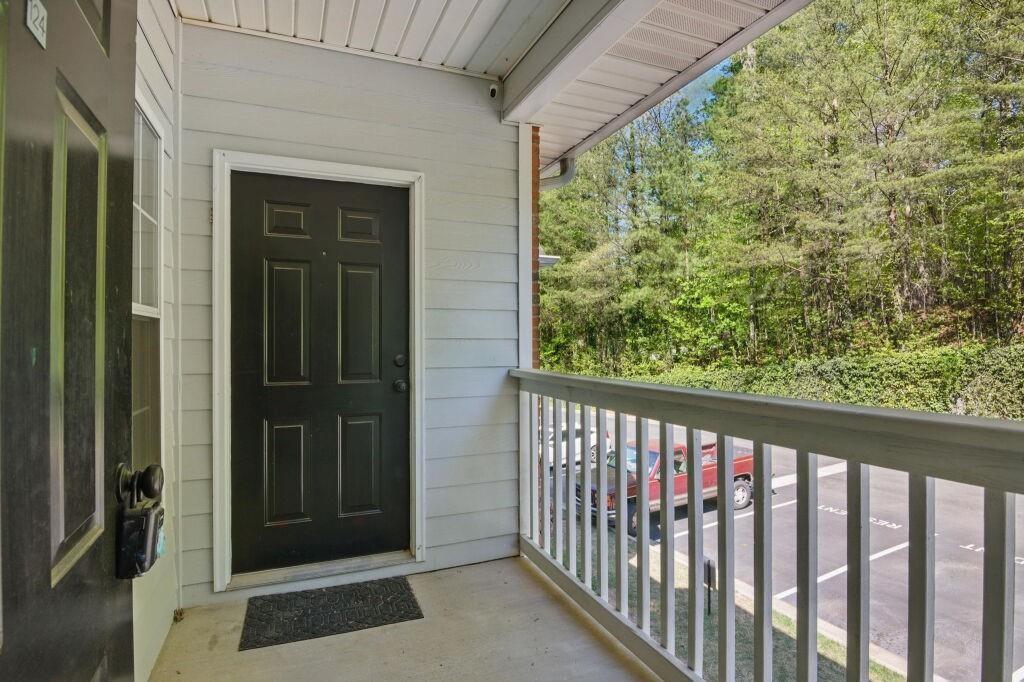 124 STREAMSIDE Drive Unit 24