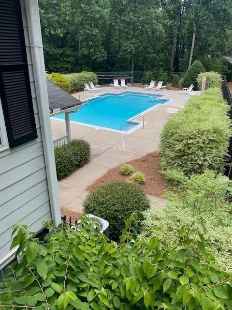 124 STREAMSIDE Drive Unit 24
