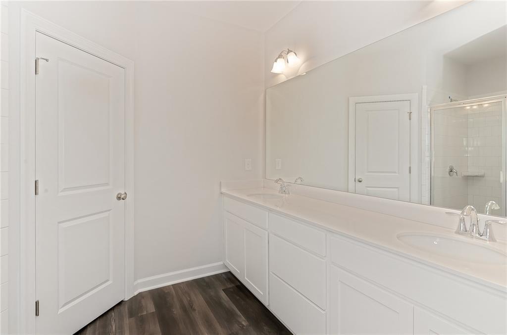 2786 WOODLAND Terrace