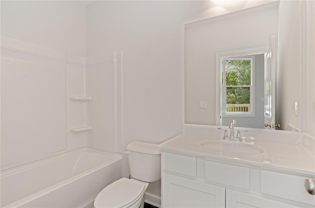 2786 WOODLAND Terrace