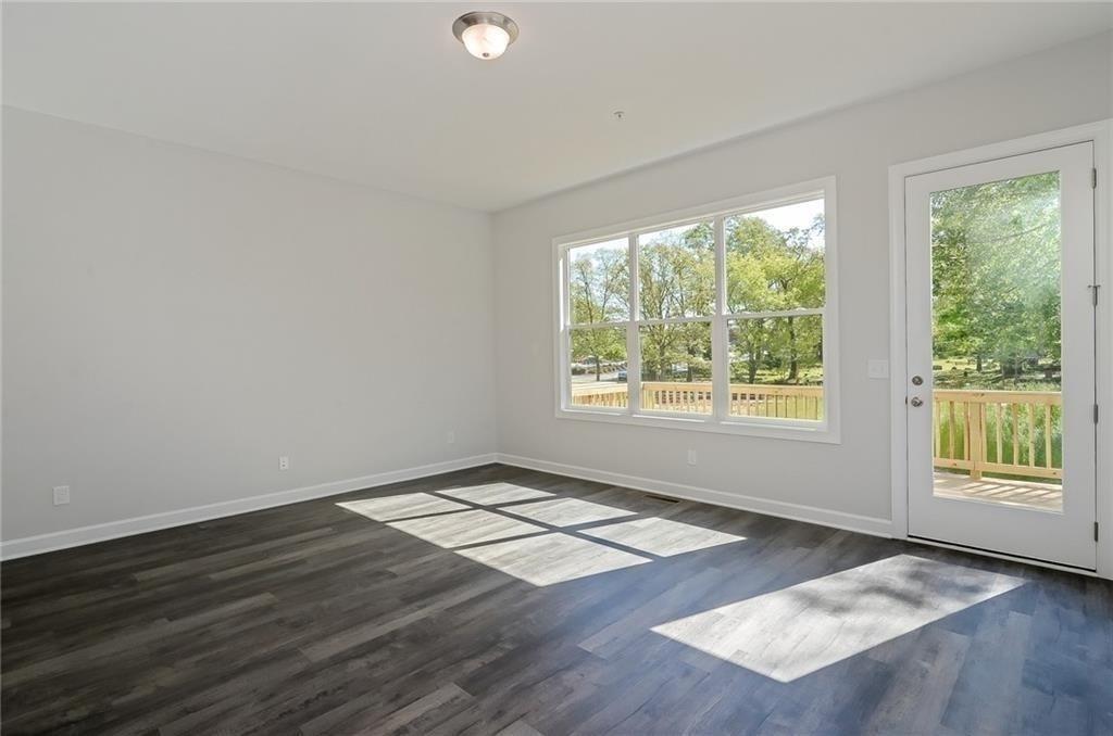 2786 WOODLAND Terrace