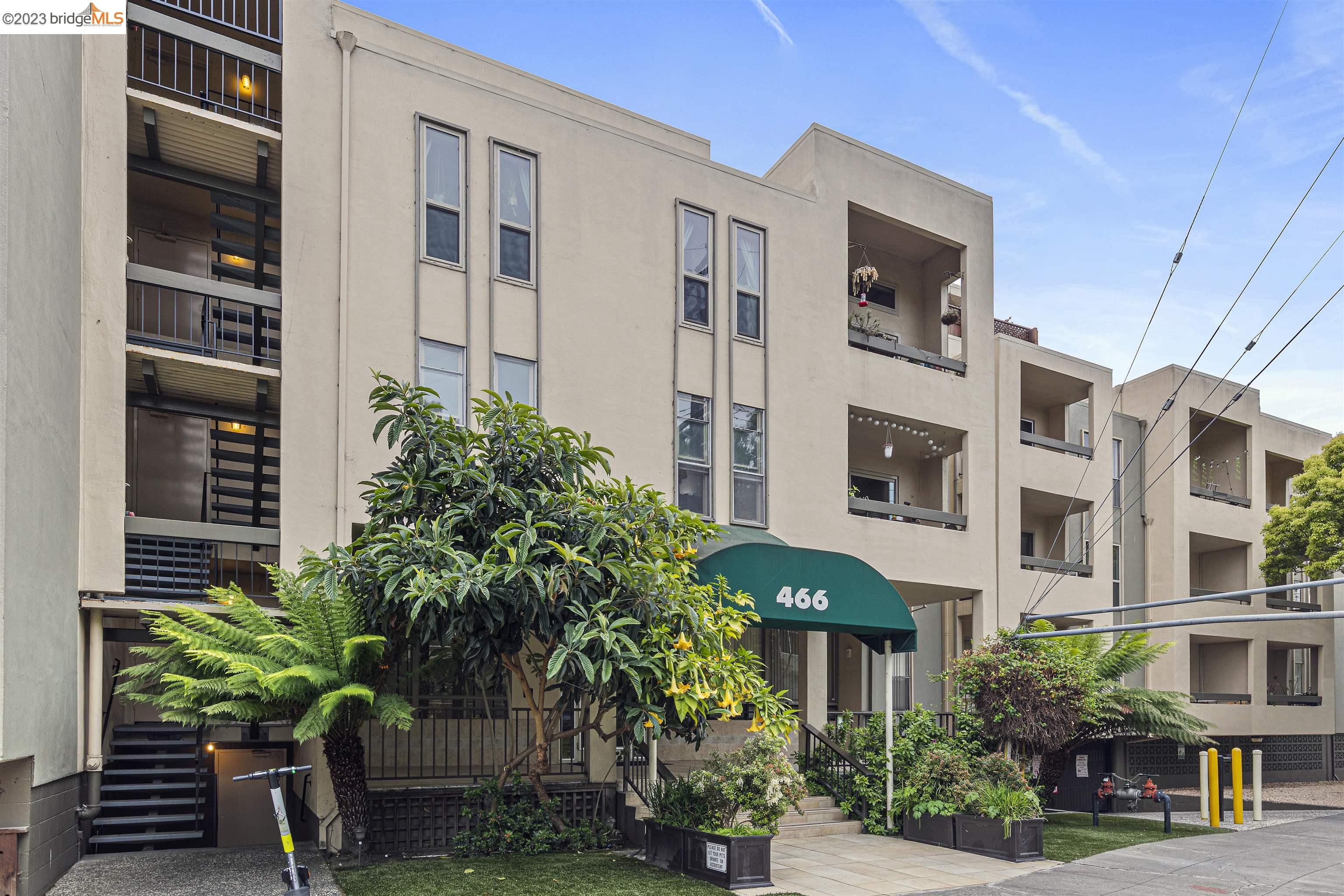 466 Crescent St # 121