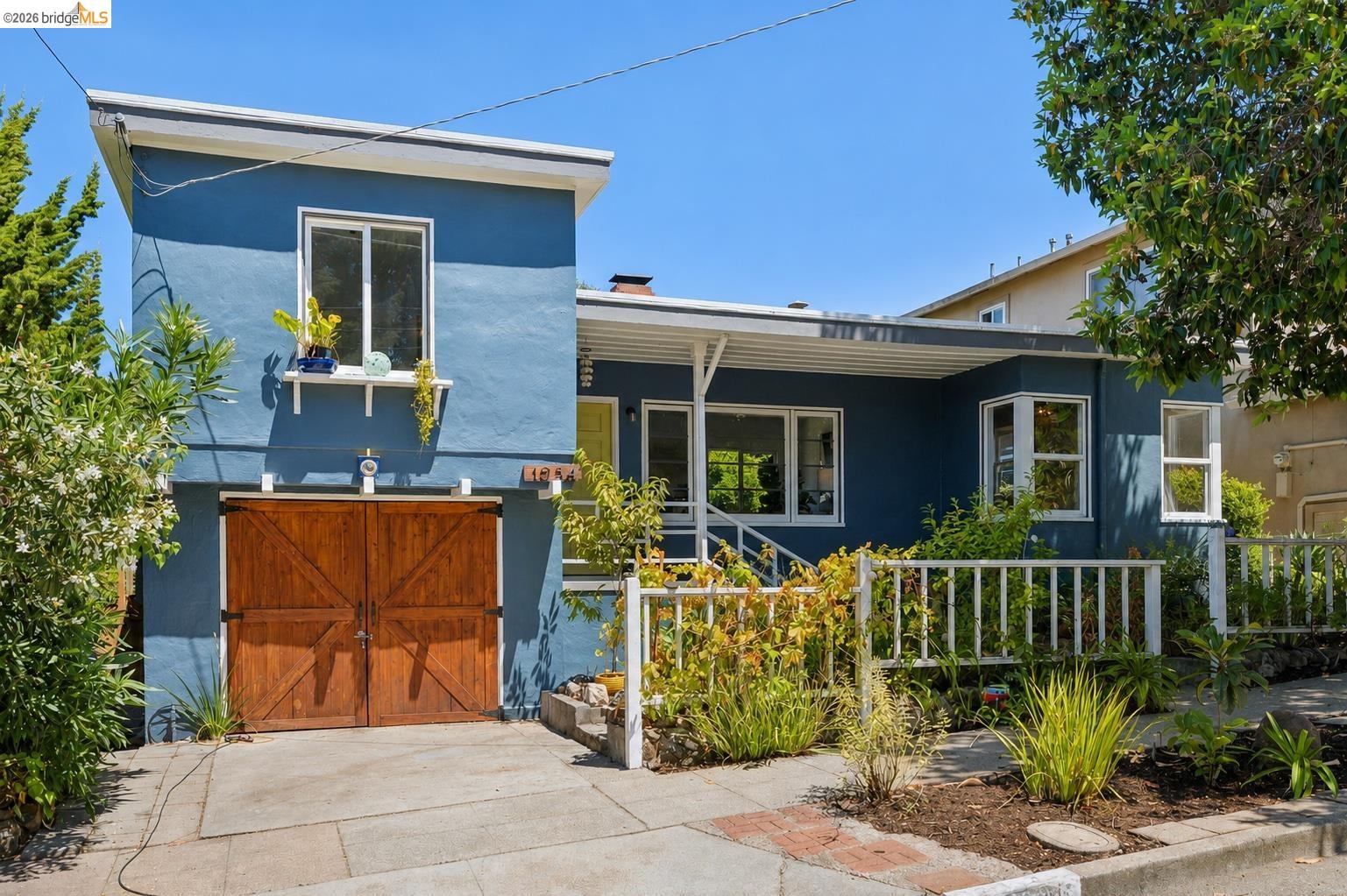 1934 Santa Clara St