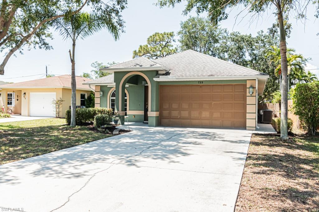 739 98th AVE N