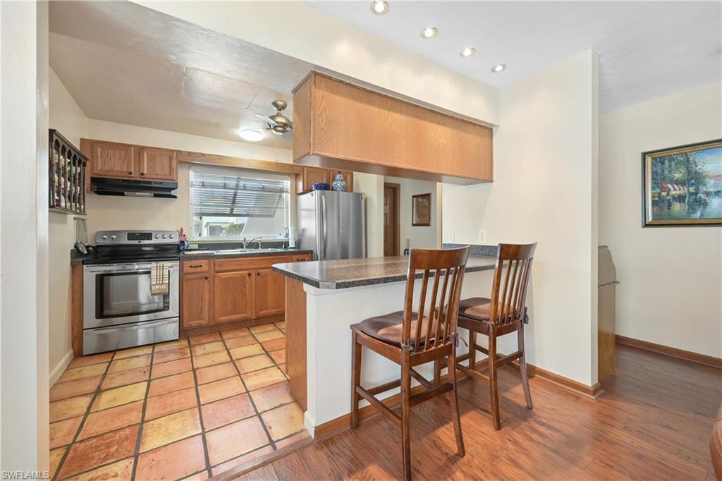622 95th AVE N