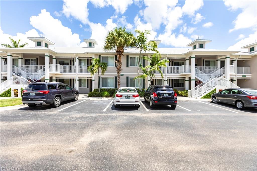7920 Mahogany Run LN Unit: 1015
