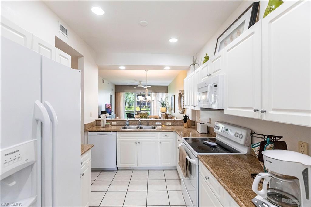 7920 Mahogany Run LN Unit: 1015