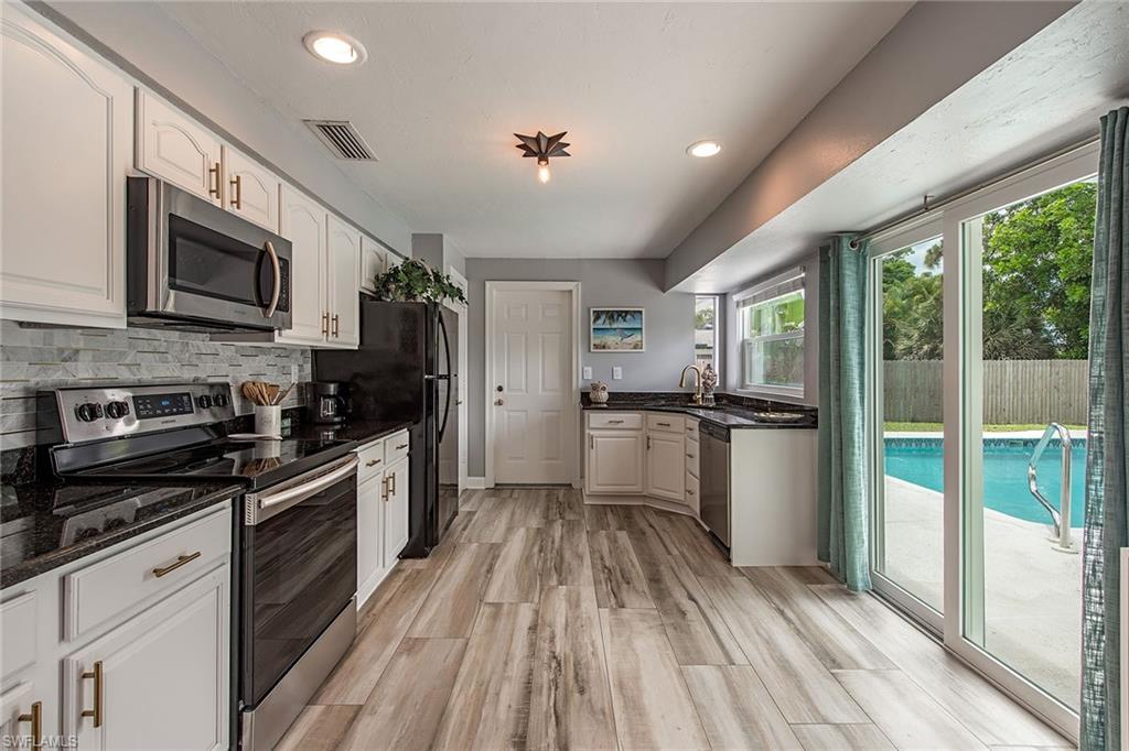 139 Crown DR