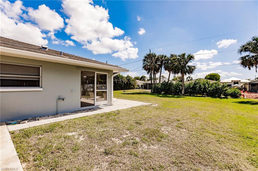 834 99th AVE N