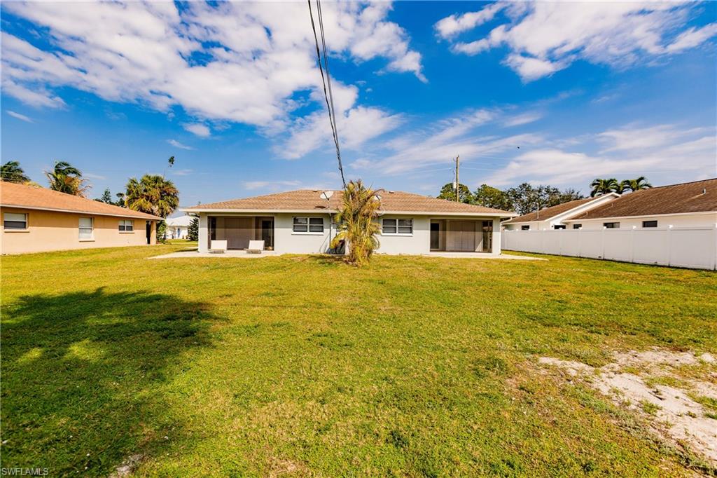 834 99th AVE N