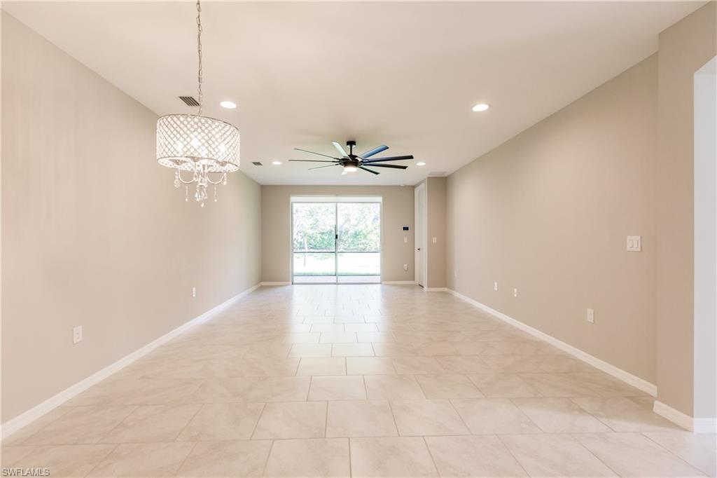 14735 Edgewater CIR