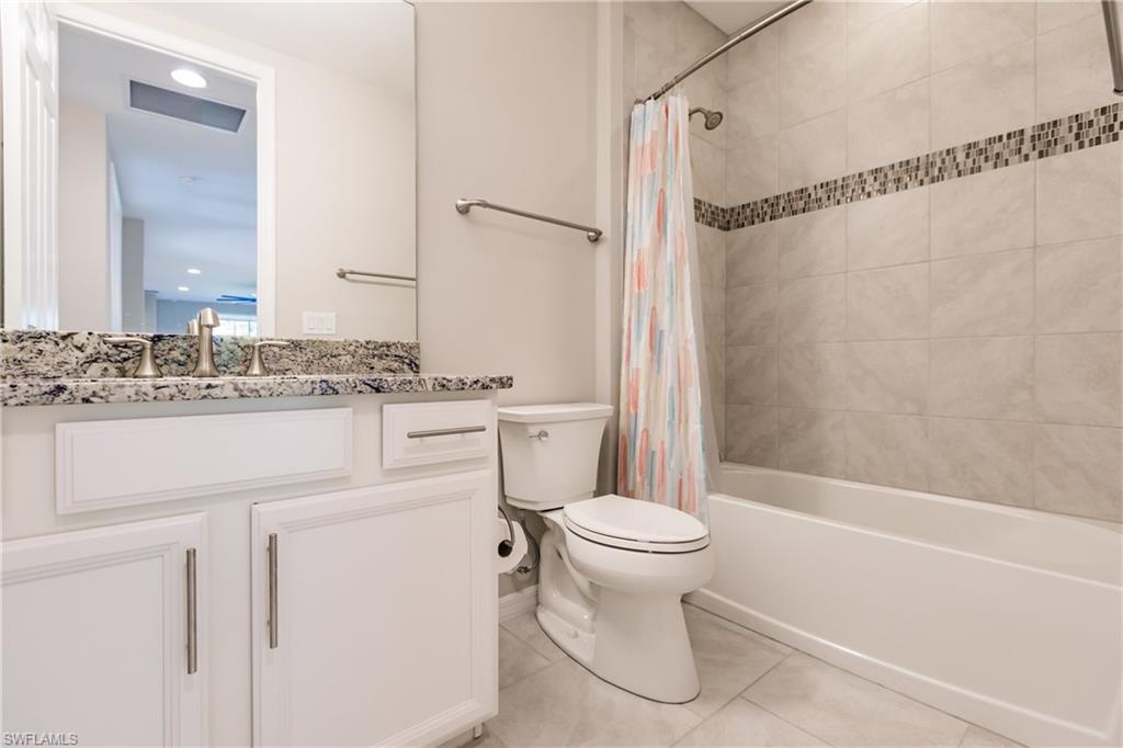14735 Edgewater CIR