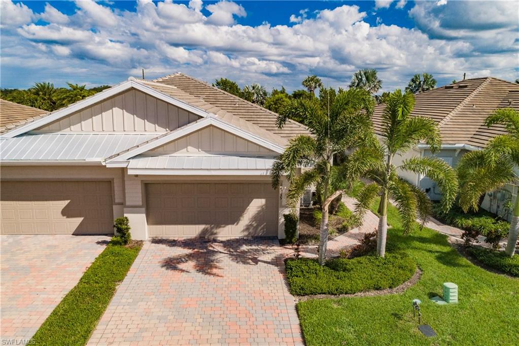 14735 Edgewater CIR