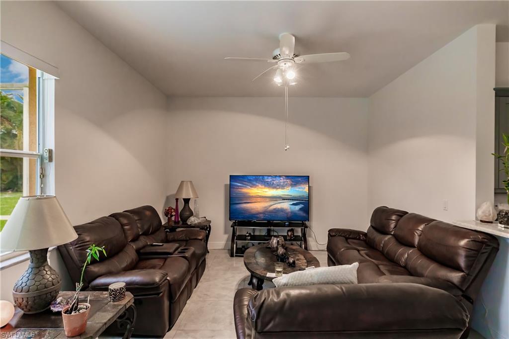 787 Waterloo CT