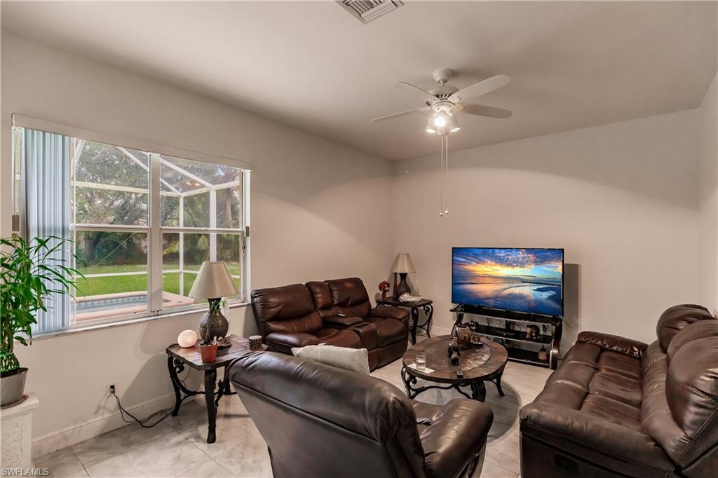 787 Waterloo CT