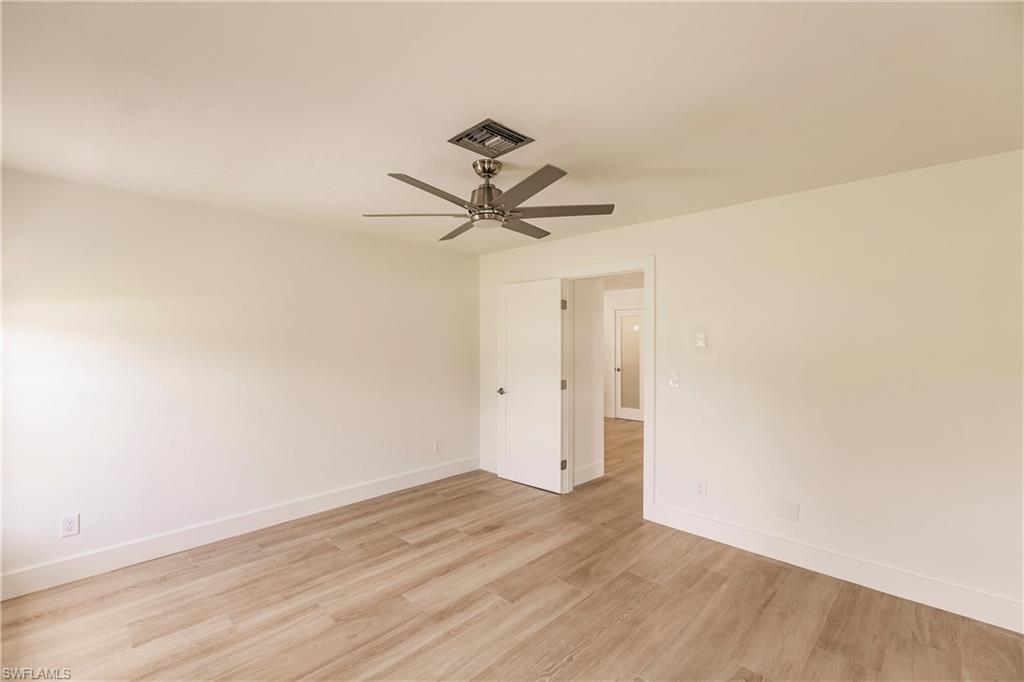 639 98th AVE N