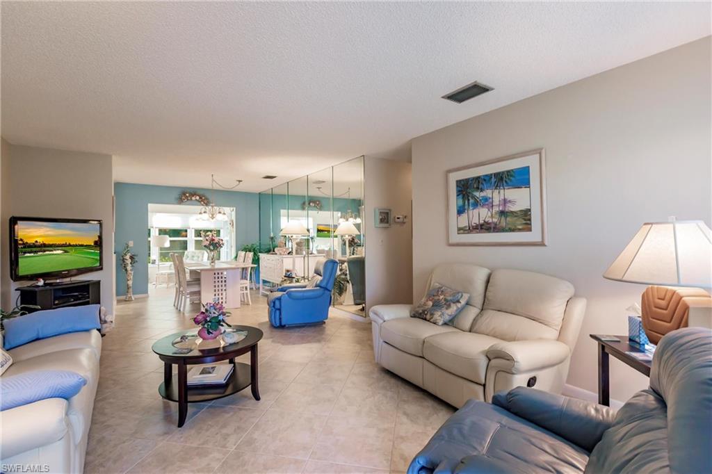 1092 Forest Lakes DR Unit: 20-A