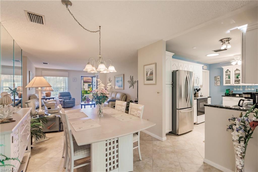 1092 Forest Lakes DR Unit: 20-A