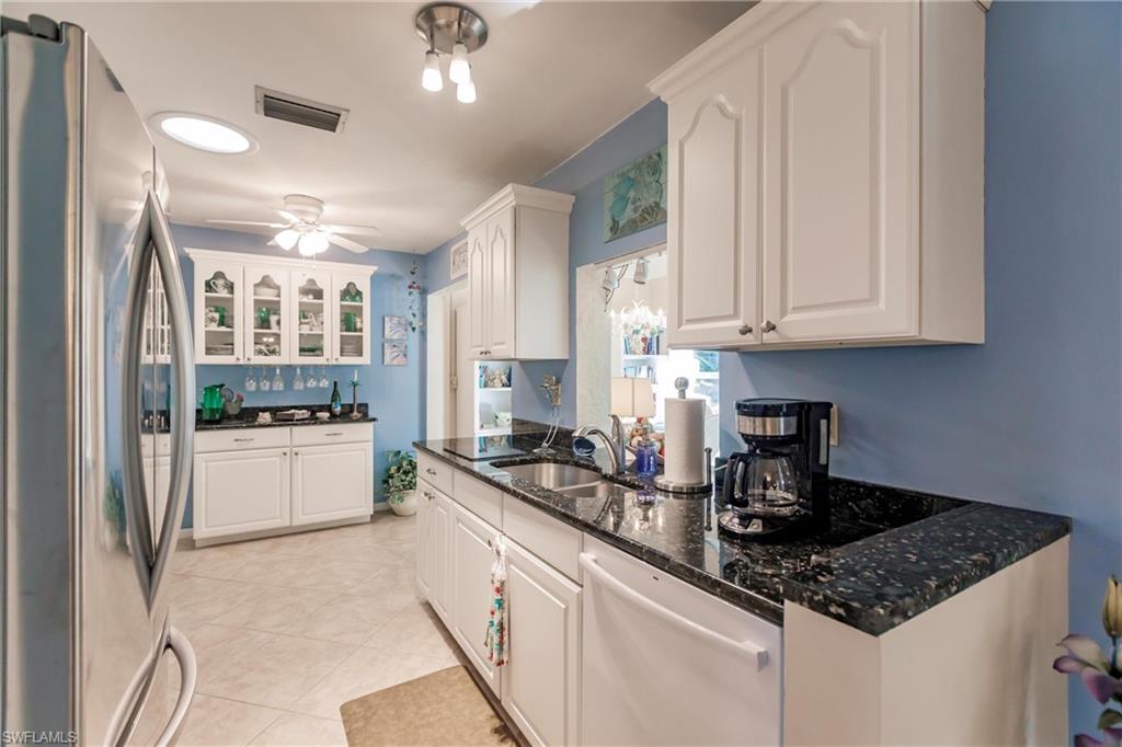 1092 Forest Lakes DR Unit: 20-A