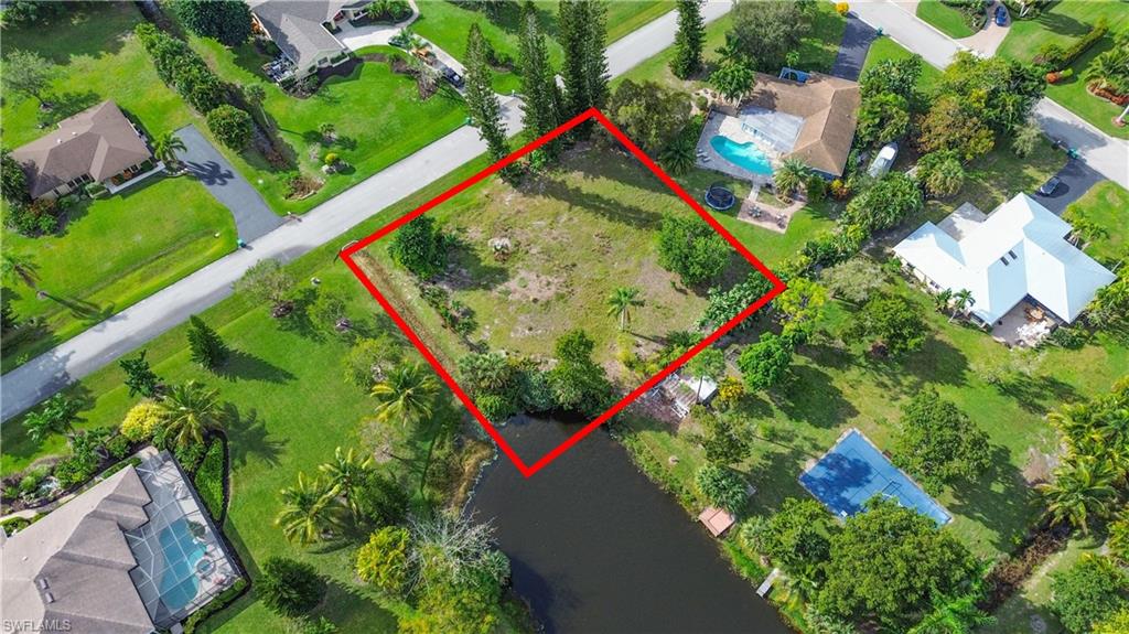 1585 Golden Harvest LN