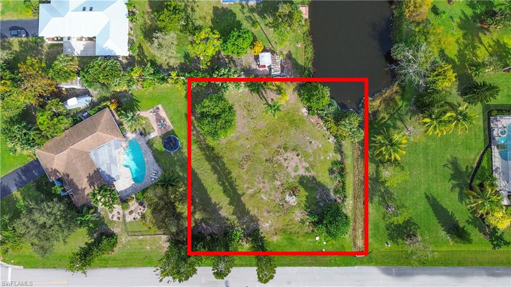 1585 Golden Harvest LN