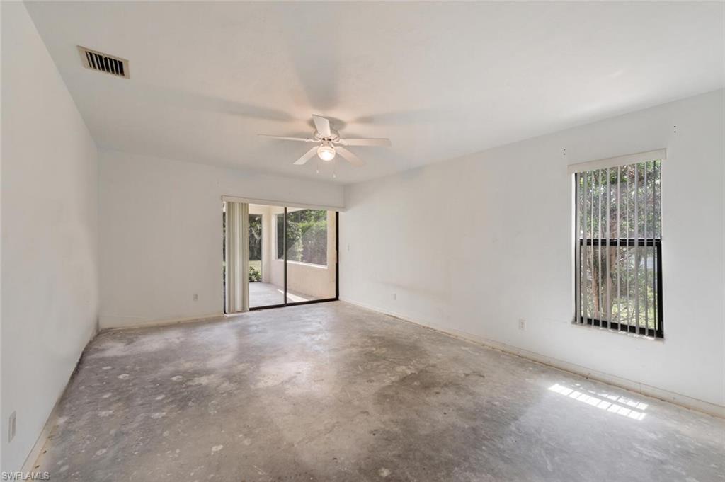 2204 REGAL WAY