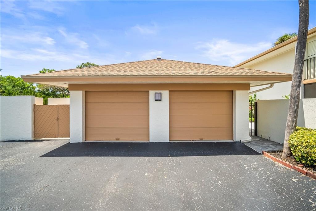 517 Lake Louise CIR # 101
