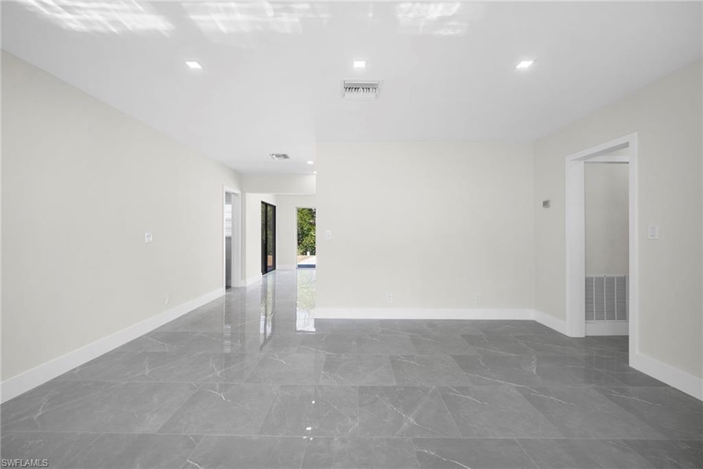 47 River CT