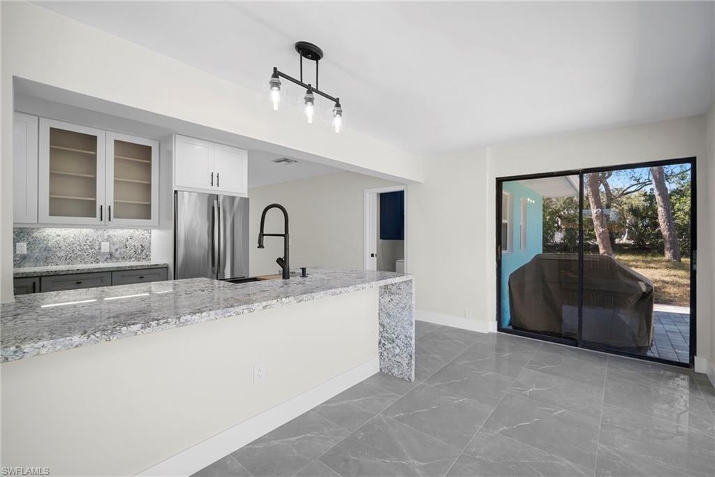47 River CT