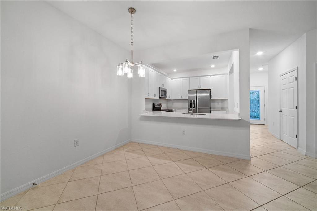 2878 Blossom WAY