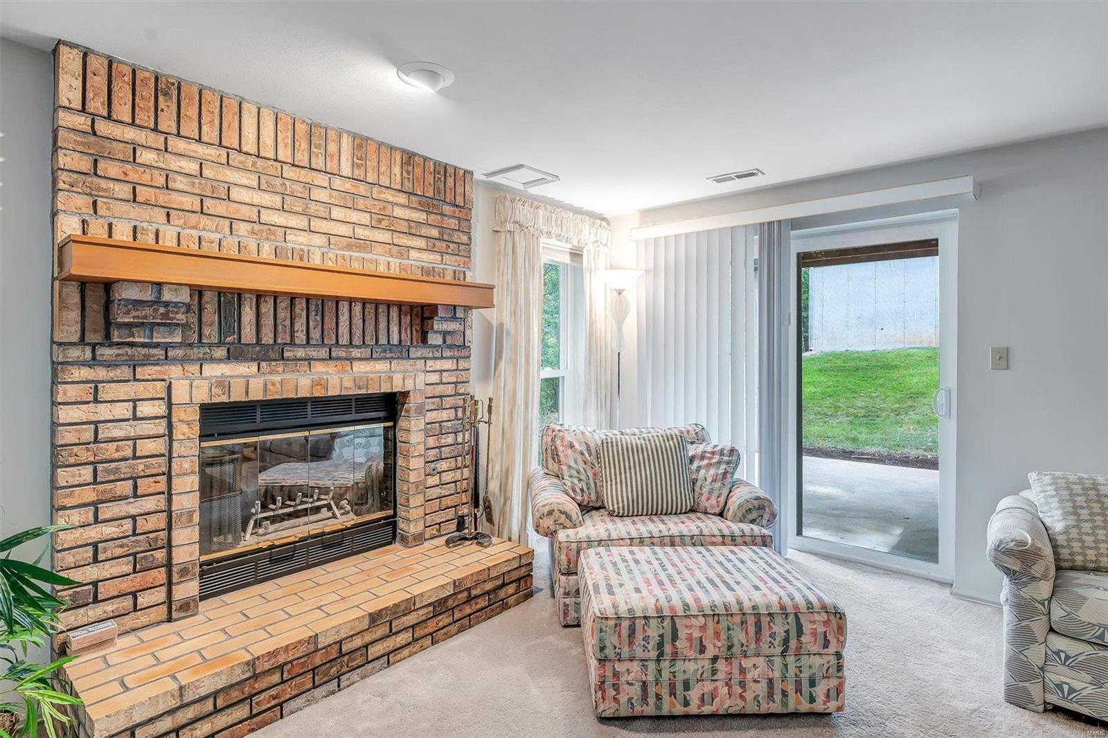 1574 Rosewood Terrace Drive