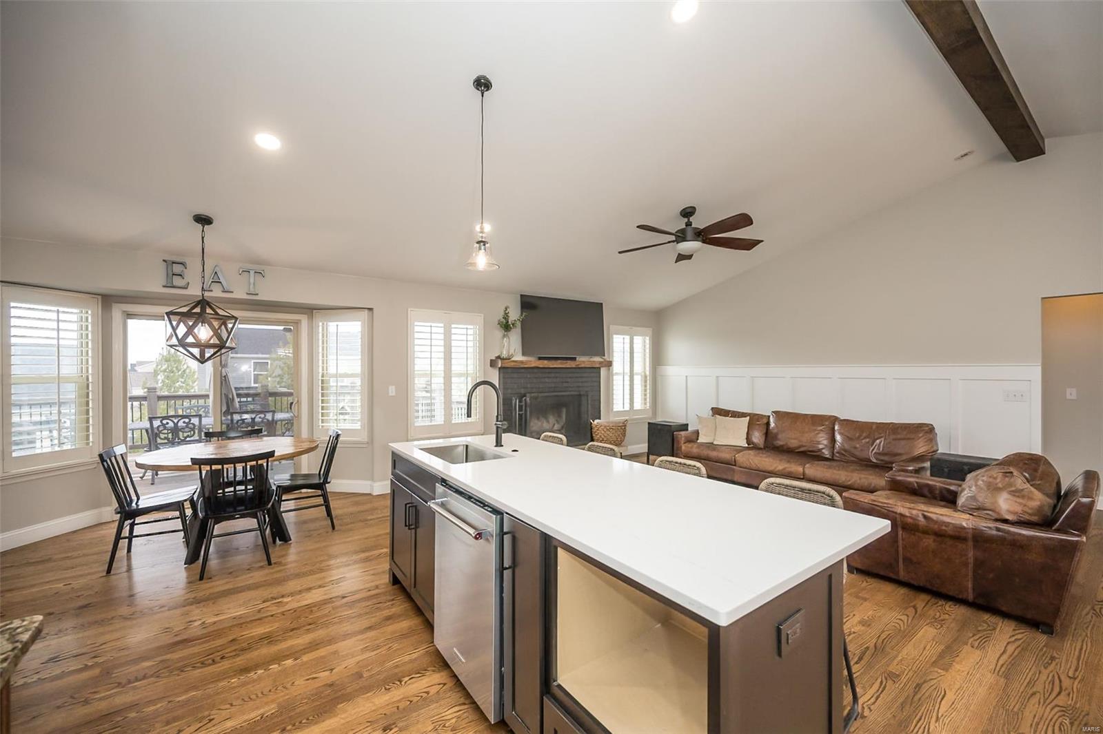 121 Central Park Avenue