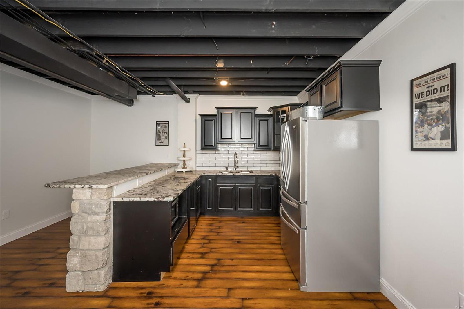 121 Central Park Avenue