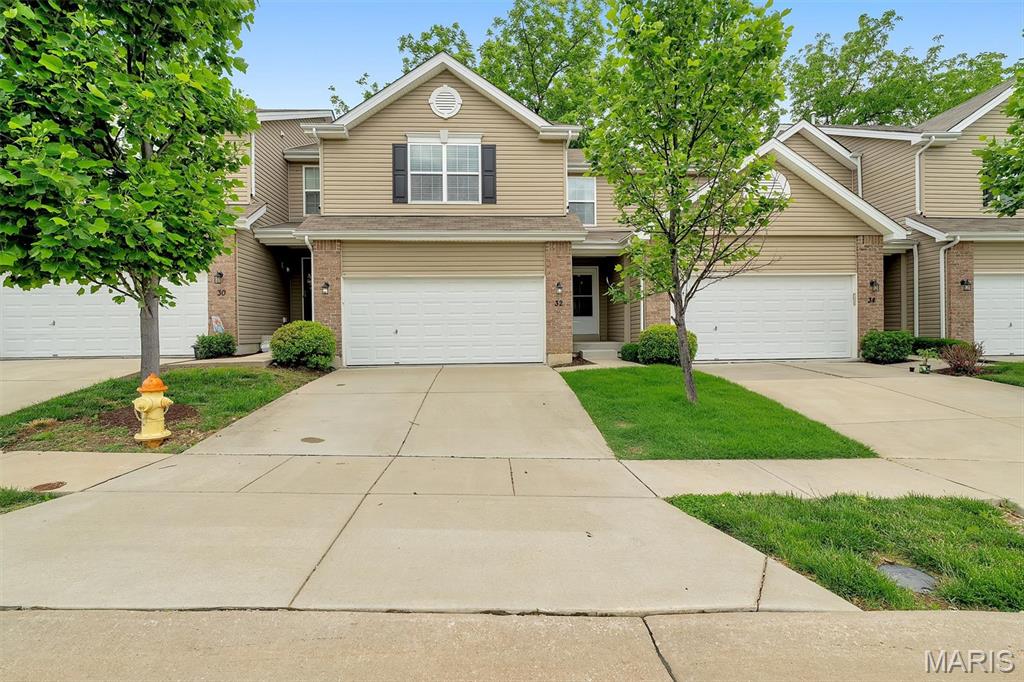 32 Loris Lane