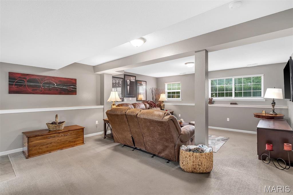 2354 Fairway
