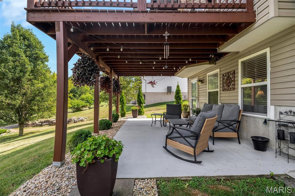 2354 Fairway