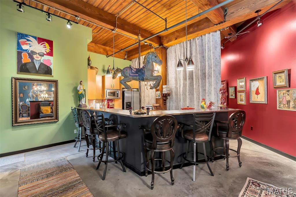 703 N 13th Street Unit: 207