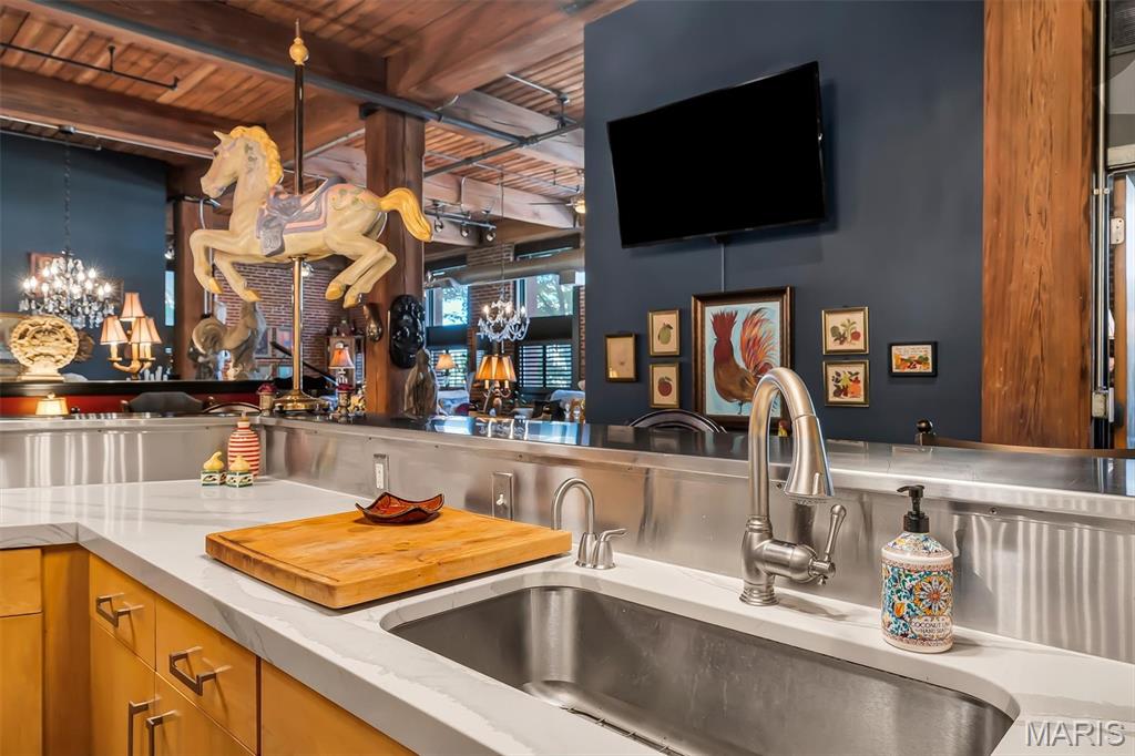 703 N 13th Street Unit: 207