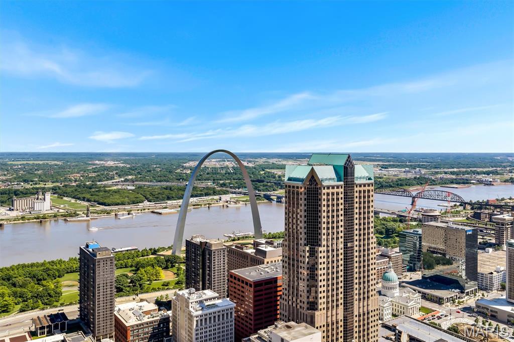 703 N 13th Street Unit: 207