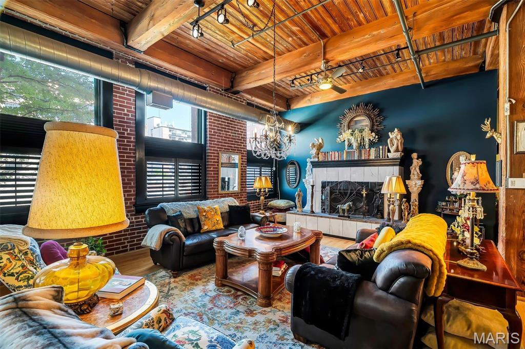 703 N 13th Street Unit: 207