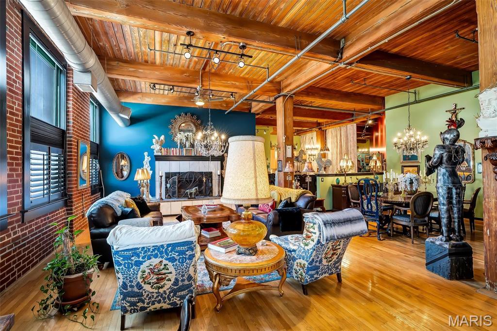 703 N 13th Street Unit: 207
