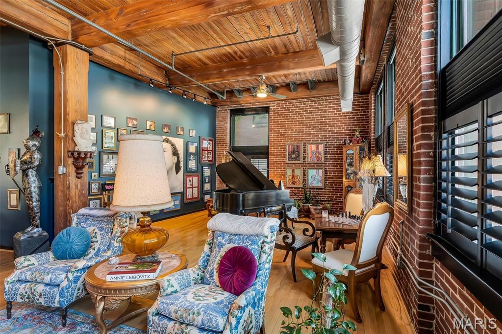 703 N 13th Street Unit: 207