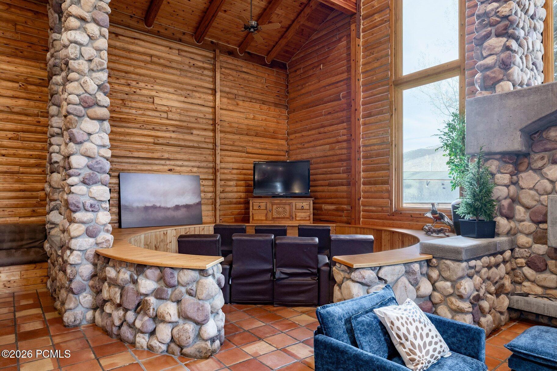 2016 N State Road 32