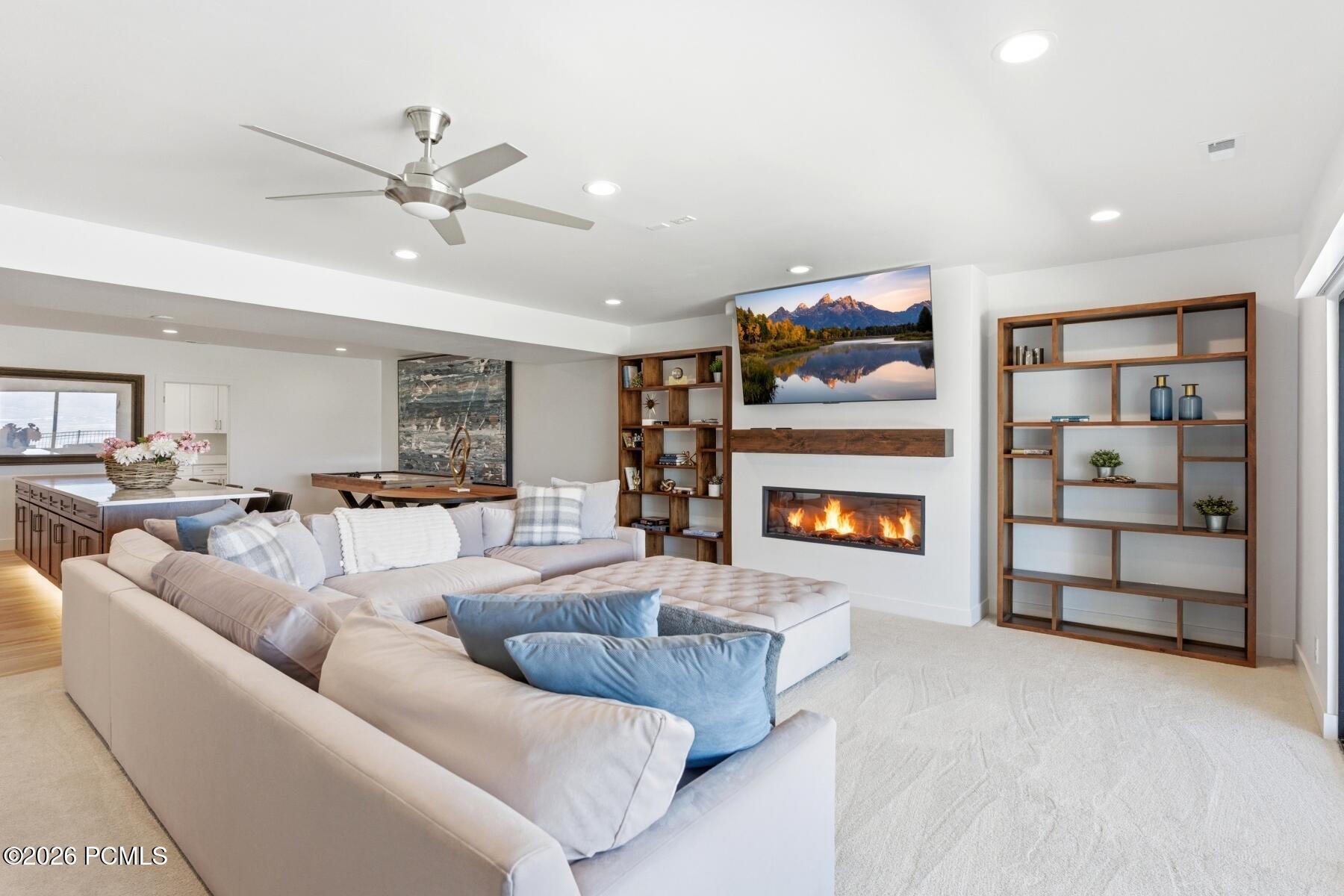 4489 N Solstice Drive