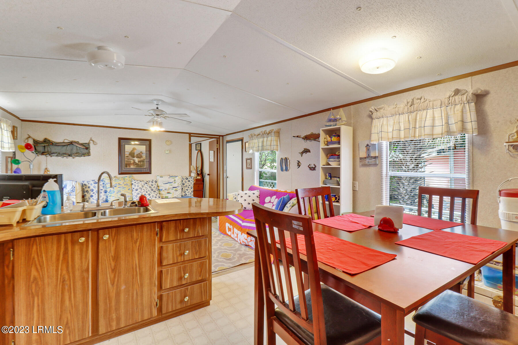 13 Red Feather Trail, St. Helena Island
