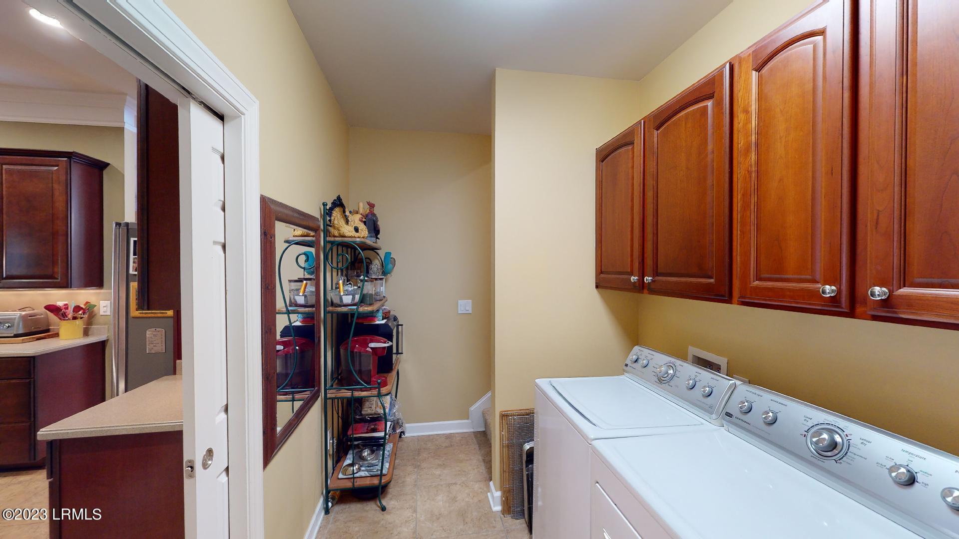 4 Stoney Point Drive
